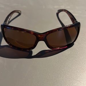 Costa Del Mar sunglasses fintail edition